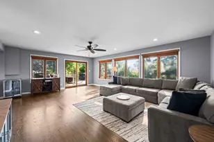 1292 N Linden Ave, Palatine, IL 60074 - Photo 8