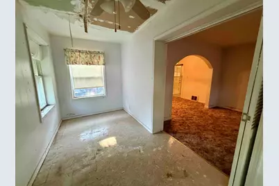 8830 Sayre Avenue, Morton Grove, IL 60053 - Photo 10