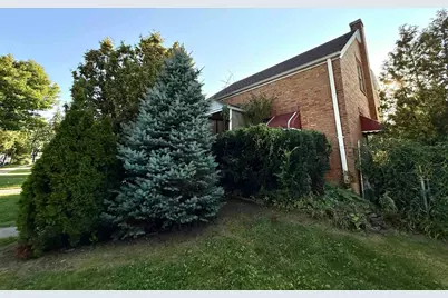 8830 Sayre Avenue, Morton Grove, IL 60053 - Photo 2