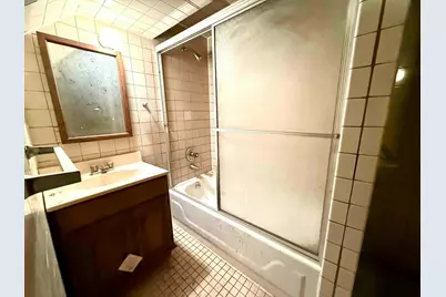 8830 Sayre Avenue, Morton Grove, IL 60053 - Photo 24