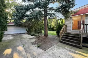 8830 Sayre Ave, Morton Grove, IL 60053 - Photo 30