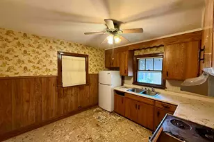 8830 Sayre Ave, Morton Grove, IL 60053 - Photo 8