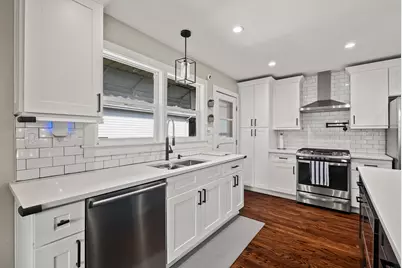 18W076 71st Street, Darien, IL 60561 - Photo 10