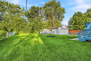 419 Deerpath Dr, Lindenhurst, IL 60046 - Photo 28