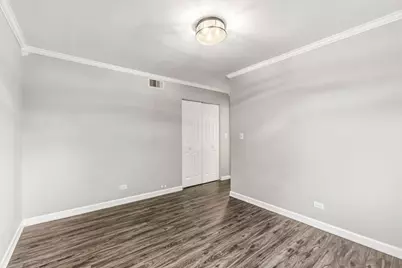 419 Deerpath Drive, Lindenhurst, IL 60046 - Photo 14