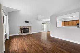 97 Cammeron Ct, Aurora, IL 60504 - Photo 4