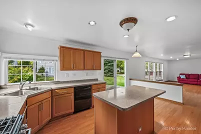 1850 Mission Hills Drive, Elgin, IL 60123 - Photo 12