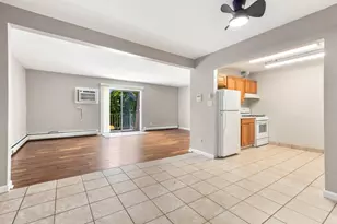 148 E Bailey Rd, Naperville, IL 60565 - Photo 6