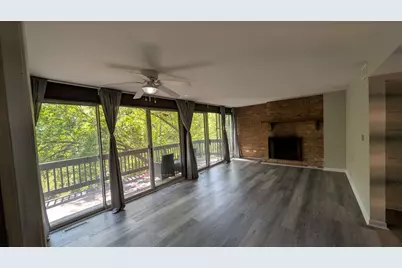 5534 E Lake Drive #B, Lisle, IL 60532 - Photo 4