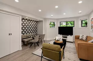 4733 N Kenmore Ave, Chicago, IL 60640 - Photo 2