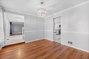 17 Cherrywood Dr, Schaumburg, IL 60194 - Photo 20