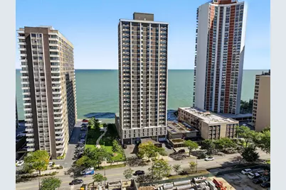 6145 N Sheridan Road #27C, Chicago, IL 60660 - Photo 2
