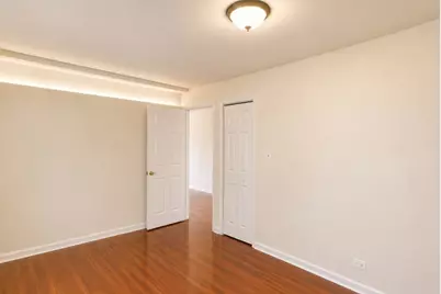 2411 W Fargo Avenue #202, Chicago, IL 60645 - Photo 6