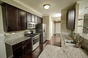 1293 Church Ct, Aurora, IL 60502 - Photo 10