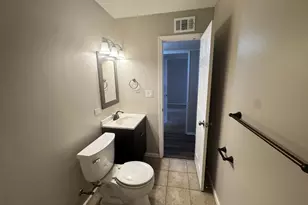 106 Buell Ct, Aurora, IL 60506 - Photo 10