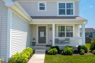 1004 Daniel St, Plano, IL 60545 - Photo 2