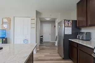 1004 Daniel St, Plano, IL 60545 - Photo 10