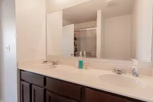 1004 Daniel St, Plano, IL 60545 - Photo 18