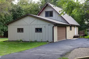 404 Atlantic Dr, Poplar Grove, IL 61065 - Photo 1