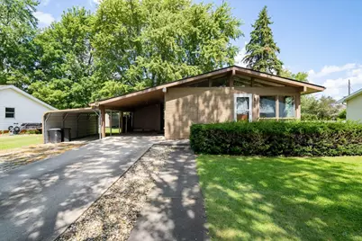 319 E Elm Street, Piper City, IL 60959 - Photo 2