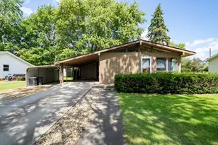 319 E Elm St, Piper City, IL 60959 - Photo 2