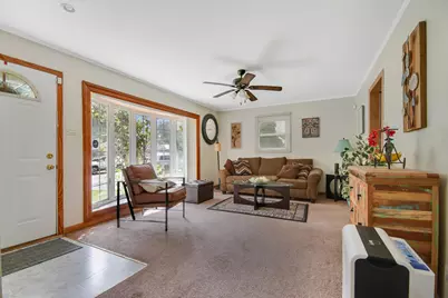 428 Navajo Street, Park Forest, IL 60466 - Photo 2