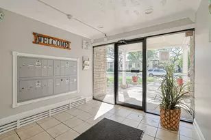 9575 Terrace Pl, Des Plaines, IL 60016 - Photo 12