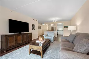 6801 N Milwaukee Ave, Niles, IL 60714 - Photo 6