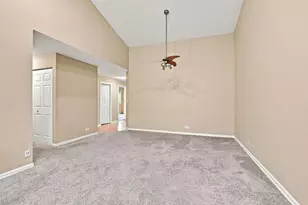1056 N Pine Tree Circle, Buffalo Grove, IL 60089 - Photo 14
