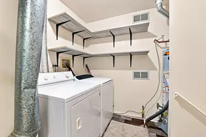 1056 N Pine Tree Circle #0, Buffalo Grove, IL 60089 - Photo 24