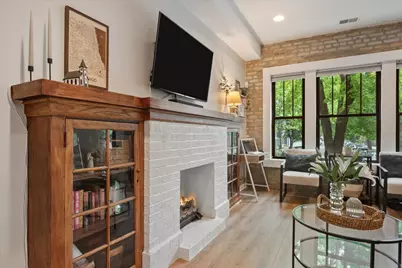 1846 W Berteau Avenue #1, Chicago, IL 60613 - Photo 22