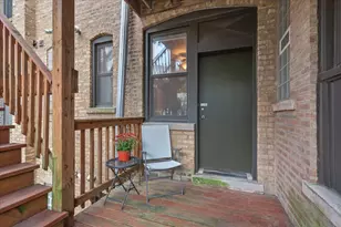1846 W Berteau Ave, Chicago, IL 60613 - Photo 20