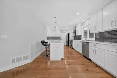 9811 W 57 Street, Countryside, IL 60525 - Photo 18