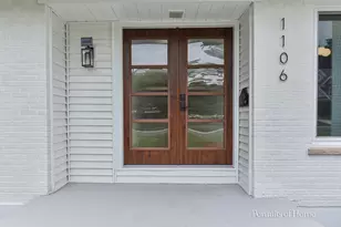 1106 North Path Dr, Wheaton, IL 60187 - Photo 8