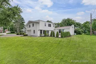 1106 North Path Dr, Wheaton, IL 60187 - Photo 4