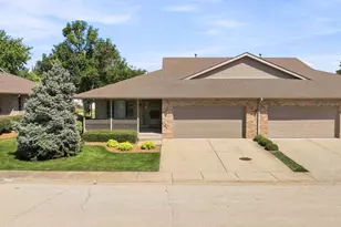 211 Fox Run Dr, Elwood, IL 60421 - Photo 32