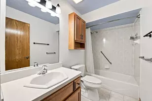 211 Fox Run Dr, Elwood, IL 60421 - Photo 22