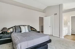 1140 Oakmeadow Ct, Gurnee, IL 60031 - Photo 30