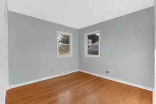 5455 S Catherine Ave, Countryside, IL 60525 - Photo 12