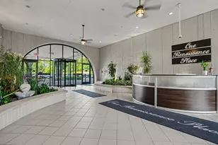 1 Renaissance Pl, Palatine, IL 60067 - Photo 2