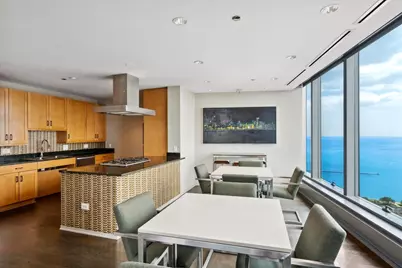 60 E Monroe Street #6102, Chicago, IL 60603 - Photo 32