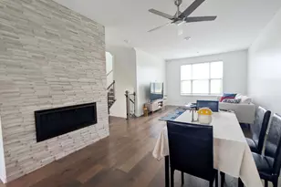 3S513 Barkley Ave, Warrenville, IL 60563 - Photo 8