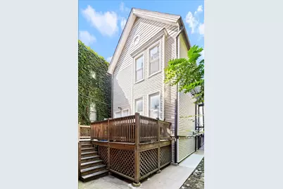 644 W Briar Place #2R, Chicago, IL 60657 - Photo 1