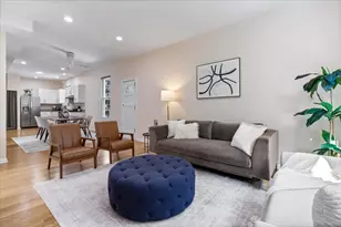 644 W Briar Pl, Chicago, IL 60657 - Photo 6