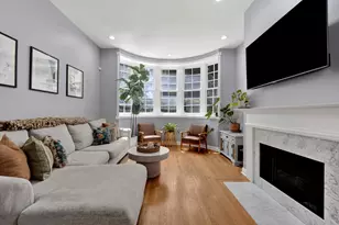 626 W Wrightwood Ave, Chicago, IL 60614 - Photo 2