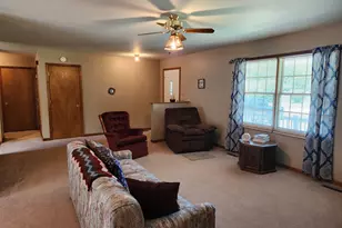 810 Marty Ave, Rock Falls, IL 61071 - Photo 6