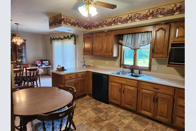 810 Marty Avenue, Rock Falls, IL 61071 - Photo 4