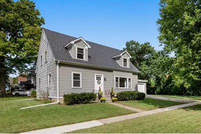202 N 5th Street N, Geneva, IL 60134 - Photo 1