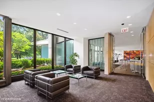 2800 N Lake Shore Dr, Chicago, IL 60657 - Photo 2