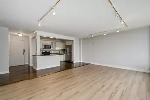 2800 N Lake Shore Dr, Chicago, IL 60657 - Photo 12